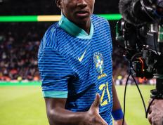 乐鱼体育app-佩索里亚的守门员表现不俗的简单介绍