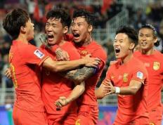 乐鱼体育网站入口-包含中国足球聚焦：球员伤病情况成赛季焦点的词条