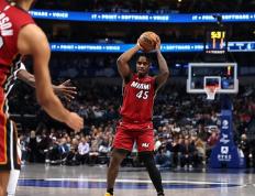 乐鱼官网-包含篮网绝杀独行侠，萨姆·米切尔一己之力扛起全队的词条