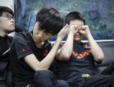 乐鱼体育app-TES强势GEN，Hanssama完成帽子戏法的简单介绍