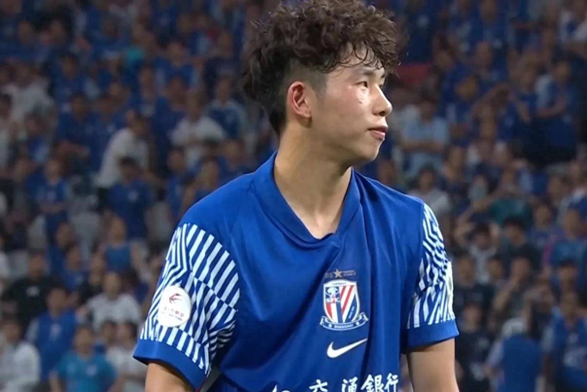 乐鱼 vip 注册-申花备战下轮比赛,教练组展开战术布置的简单介绍