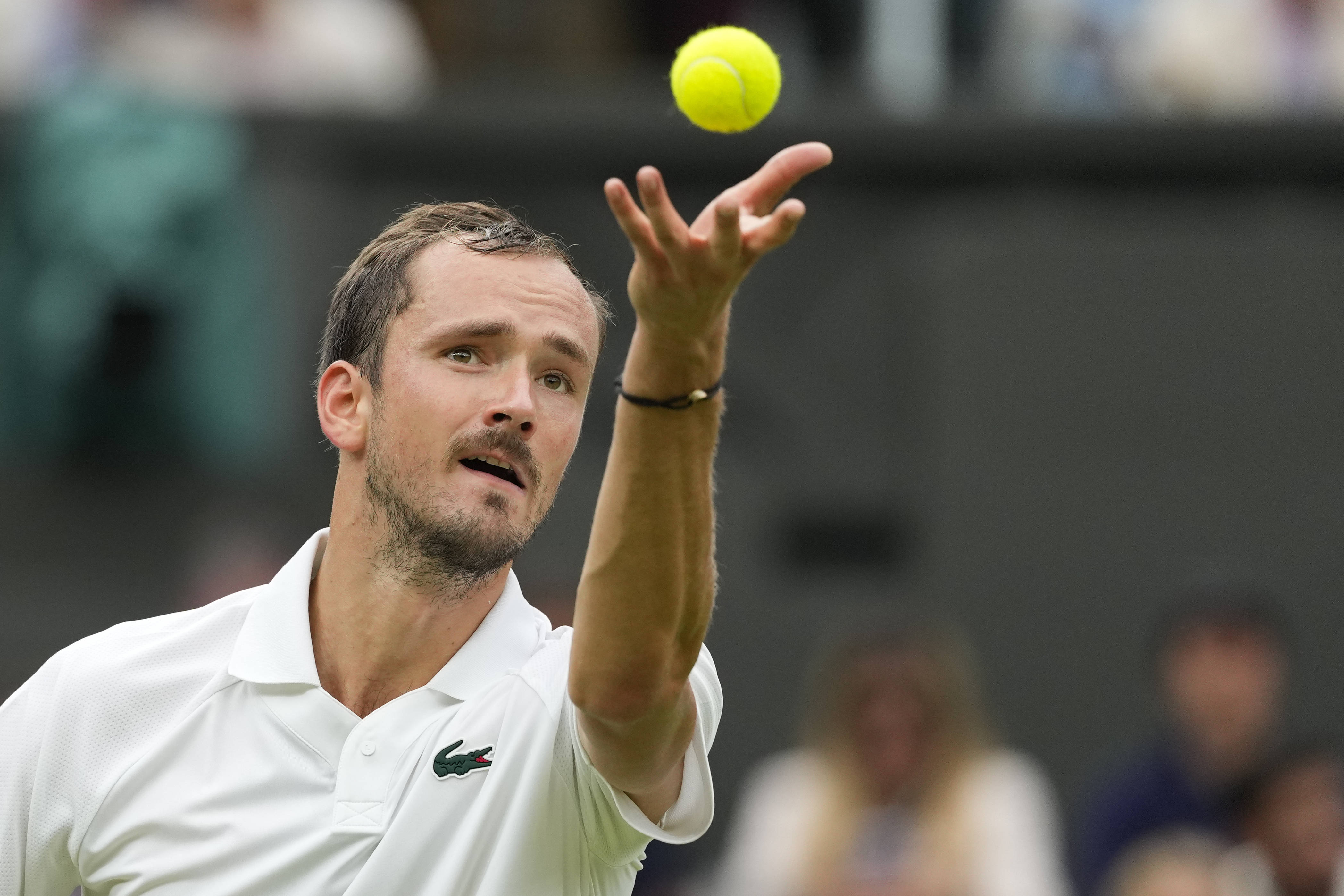 乐鱼 vip 注册-美国网球队爆冷英国网球队,梅德韦杰夫爆发神勇的简单介绍