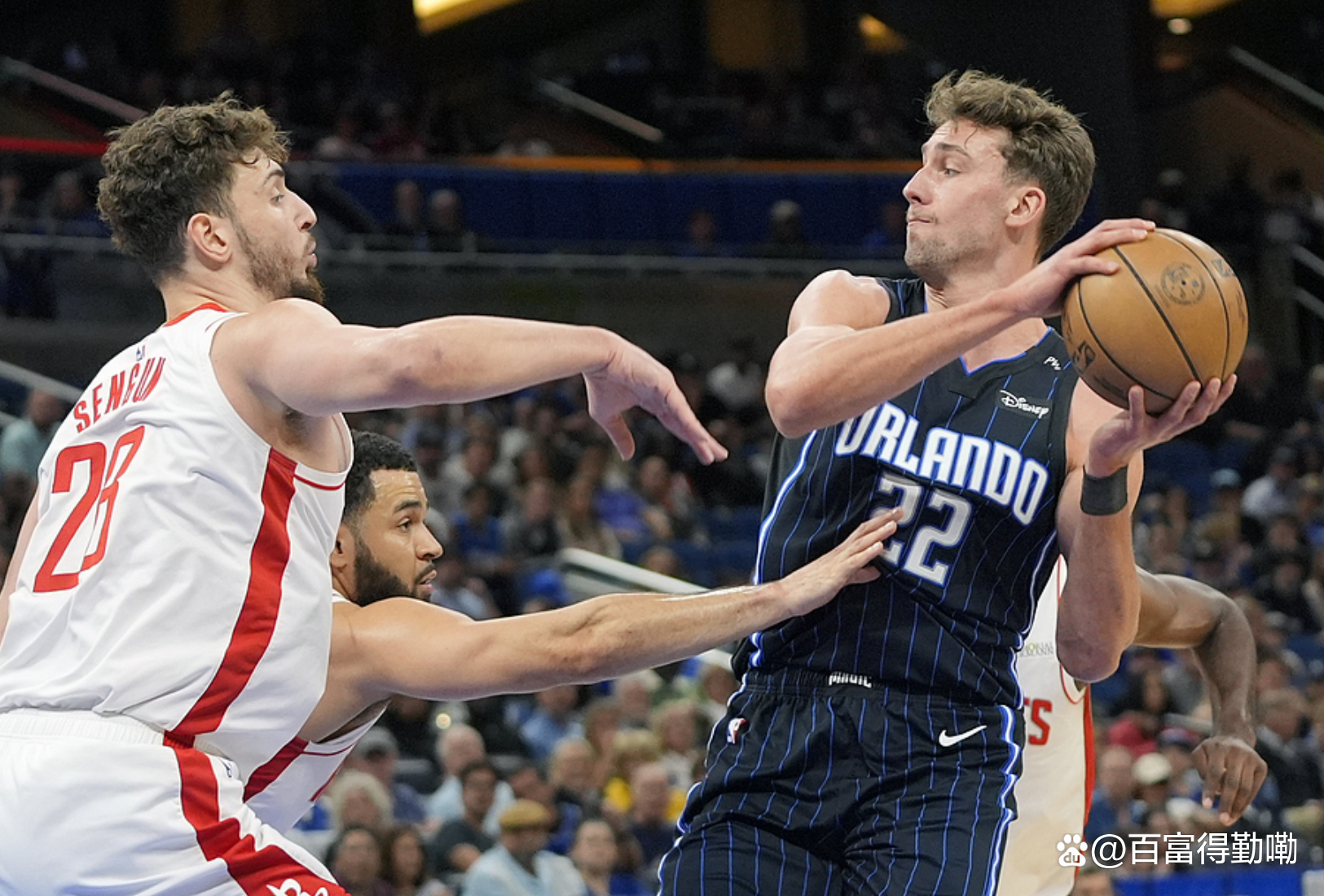 乐鱼体育app-关于魔术绝杀火箭,克莱统治全场的信息